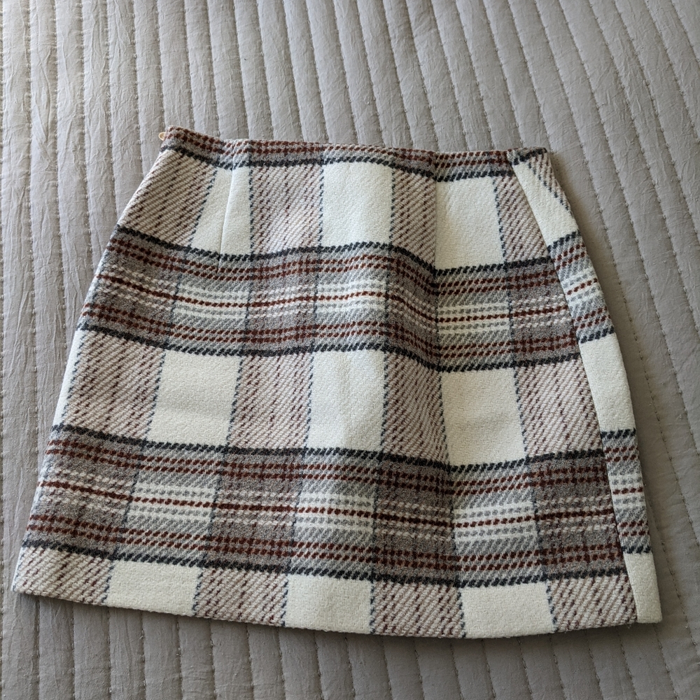 H&M wool-like plaid mini skirt